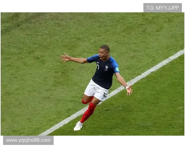 姆巴佩将于周五在伯纳乌包厢领取上赛季欧洲金靴奖荣耀时刻